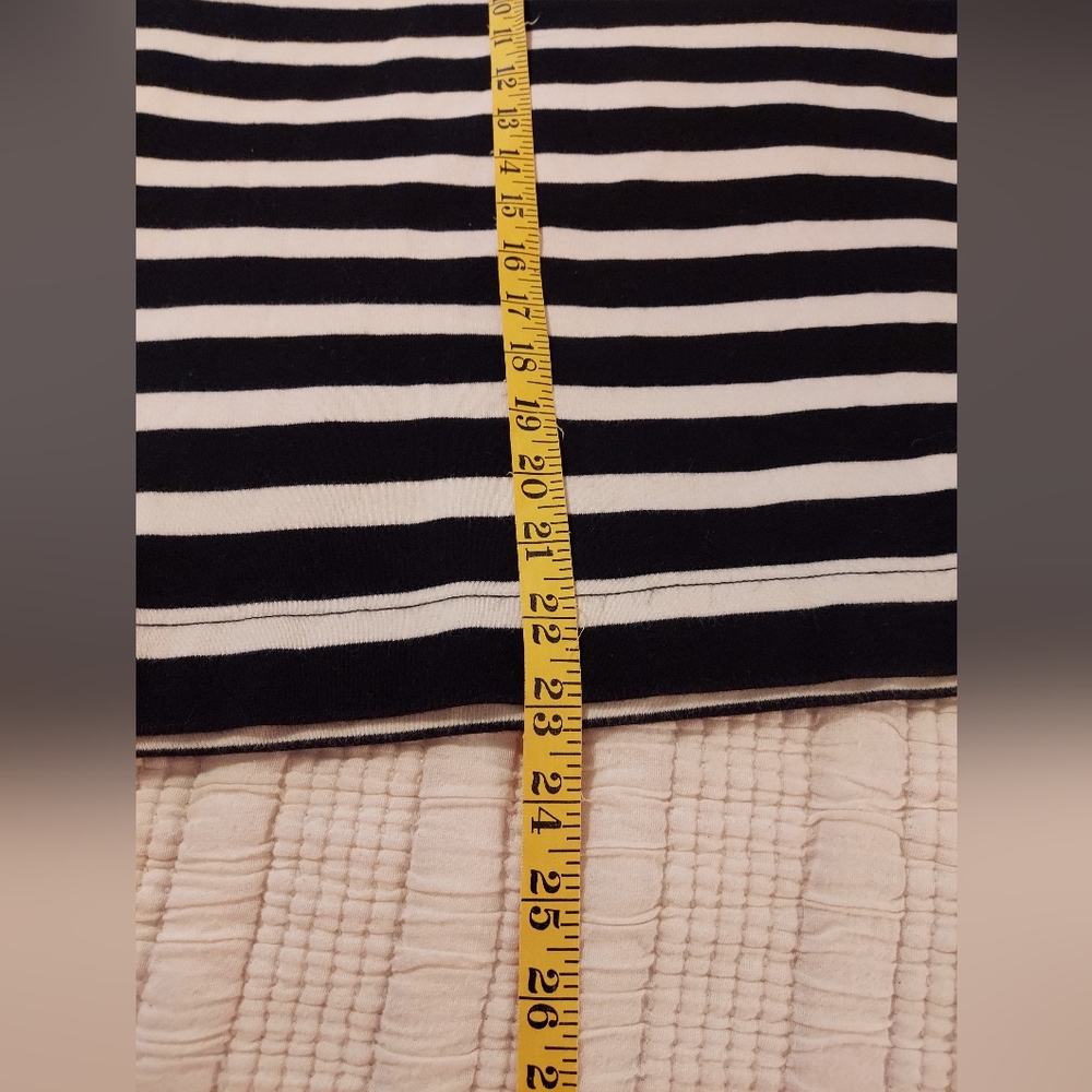 J. Crew Striped Long Sleeve Top in Black and White With Zipper Details - Picture 6 of 7